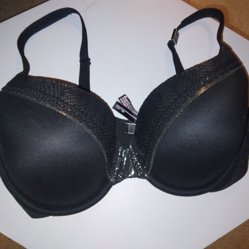 Brand new Victoria' Secret Black Bra 38DD